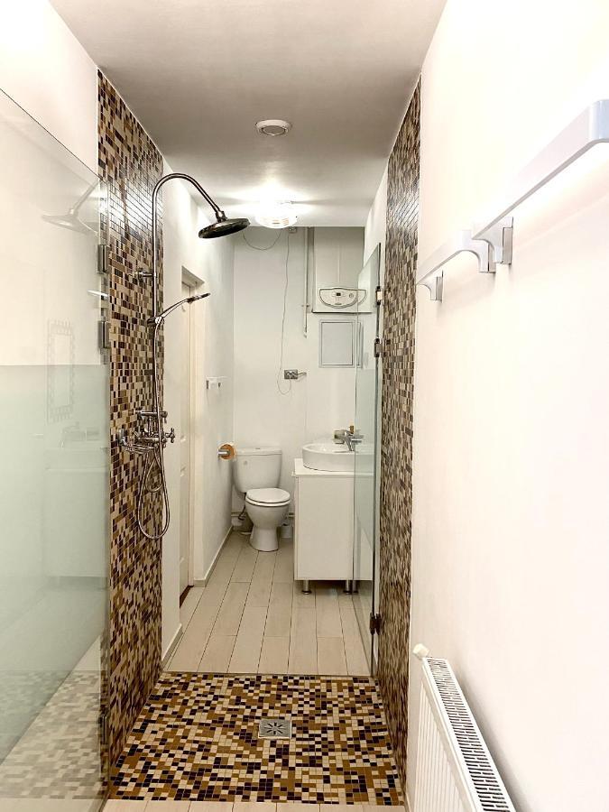 Republique Family Apartment บราชอฟ ภายนอก รูปภาพ