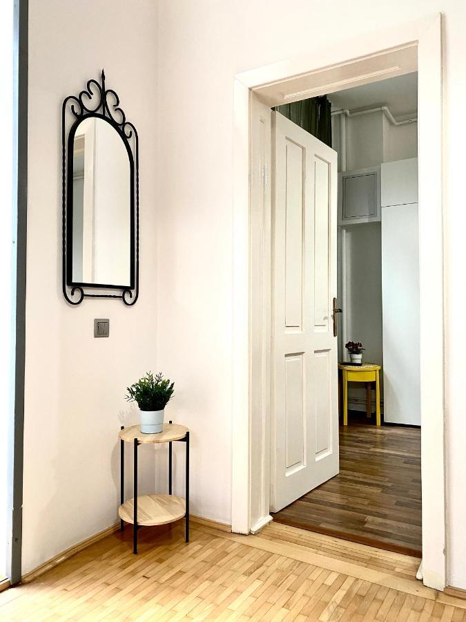 Republique Family Apartment บราชอฟ ภายนอก รูปภาพ